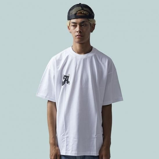 A FEW GOOD KIDS | METAL LOGO TEE / WHITE
